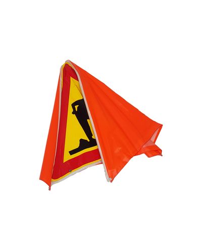 Advarselstelt trekantstof (med symbol) Advarselstelt trekantstof (med symbol)
